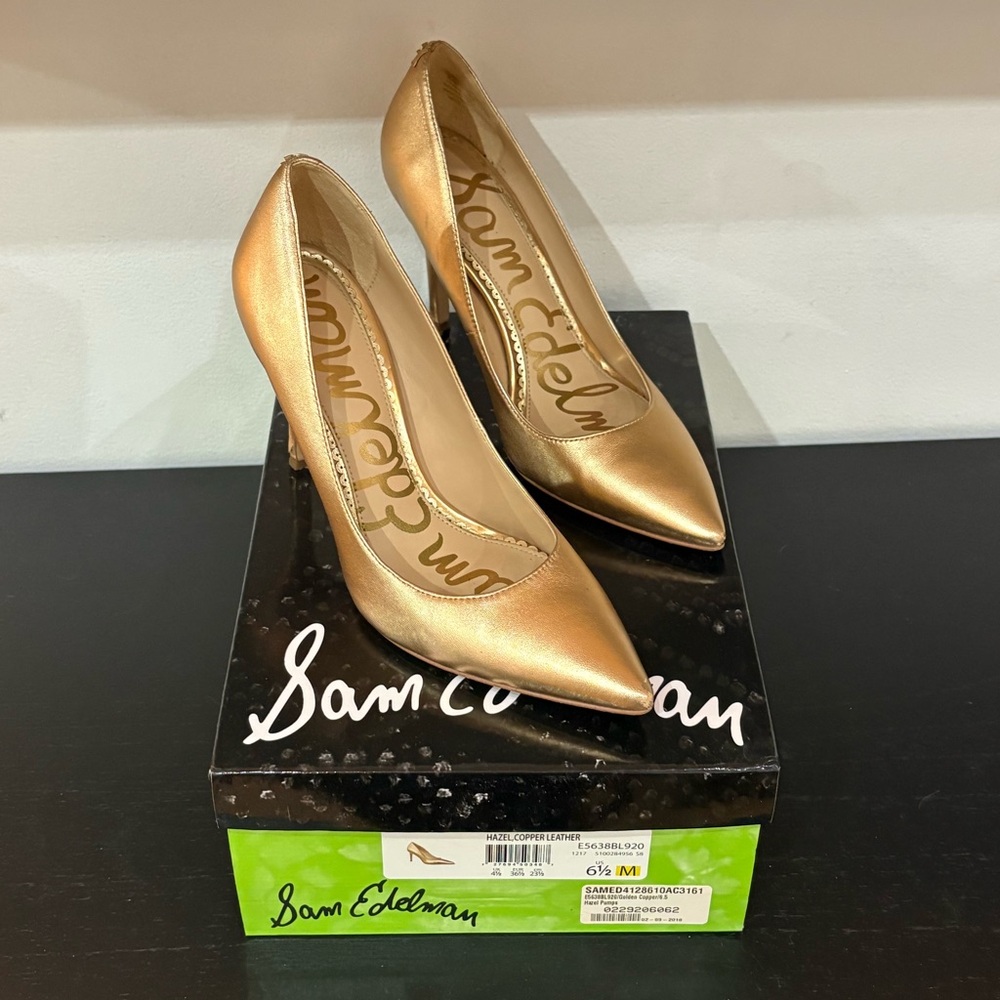 Sam Edelman Hazel Pump in Golden Copper - Picture 10 of 16